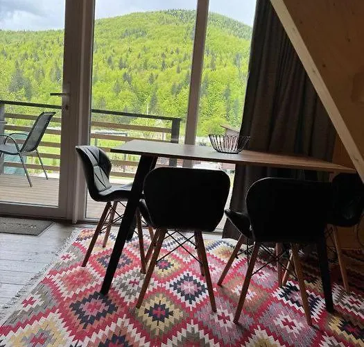 #хвoя Tatil Evi *